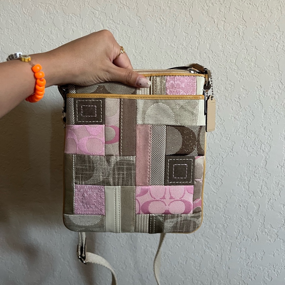 Pink & brown patchwork Coach crossbody. Silver hardware, with tan/ beige strap.
